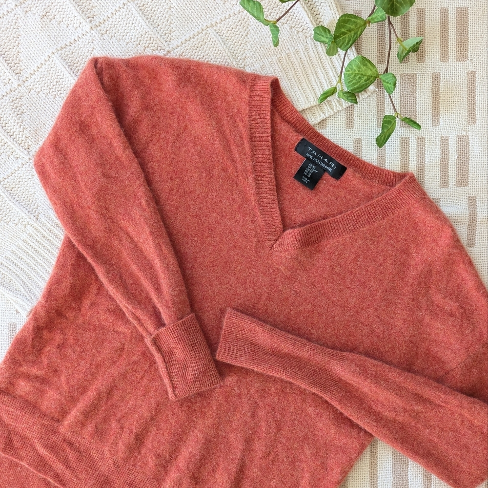Tahari | XS | Cashmere Sweater Orange